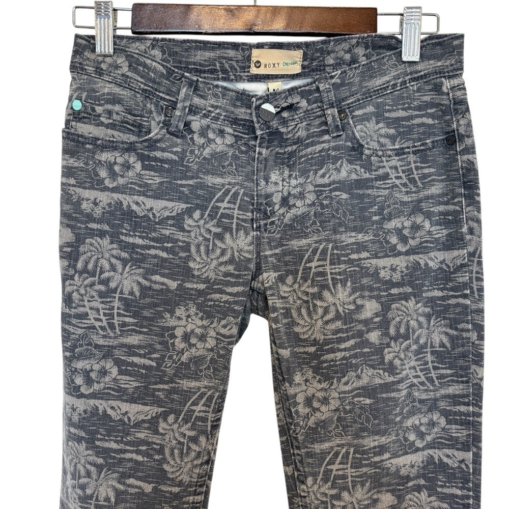 2/$30 Roxy Women’s Denim Gray Floral Patterned Jeans Size 26